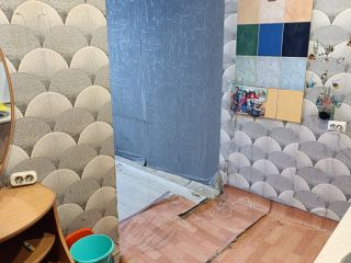 Продаю комнату косметический ремонт секционной планировки установлены натяжные потолки фото 3 Сосновоборск