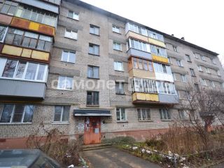 Продам комнату проходное место ухоженный подъезд фото Череповец