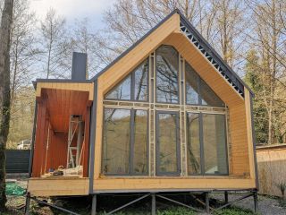 Продам деревянный коттедж ремонт по авторскому проекту с мебелью посуточная аренда фото 4 Сочи