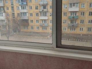 Продам 2 комнатную квартиру косметический ремонт хорошее состояние установлены натяжные потолки фото 4 Красноярск