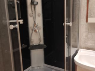 Продам 2 комнатную квартиру косметический ремонт хорошее состояние установлены натяжные потолки фото 12 Красноярск