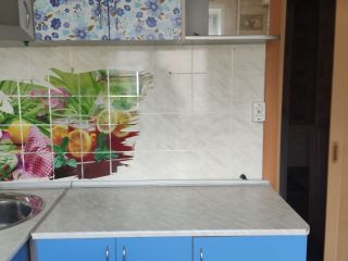 Продам 2 комнатную квартиру косметический ремонт хорошее состояние установлены натяжные потолки фото 13 Красноярск