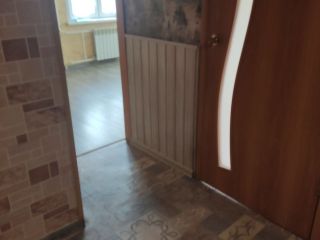 Продам 2 комнатную квартиру косметический ремонт хорошее состояние установлены натяжные потолки фото 20 Красноярск