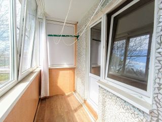 Продаю 2 комнатную квартиру с коммуникациями ухоженный подъезд фото 3 Новомалороссийская