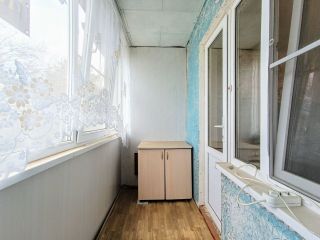 Продаю 2 комнатную квартиру с коммуникациями ухоженный подъезд фото 4 Новомалороссийская