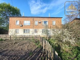 Продаю 3 комнатную квартиру необходим косметический ремонт подключена канализация с мебелью фото 1 Балашов