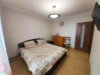 Продается 3 комнатная квартира косметический ремонт с коммуникациями с мебелью фото 3 Симферополь