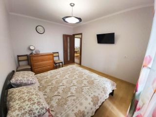 Продается 3 комнатная квартира косметический ремонт с коммуникациями с мебелью фото 4 Симферополь