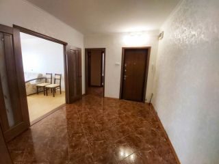 Продается 3 комнатная квартира косметический ремонт с коммуникациями с мебелью фото 5 Симферополь