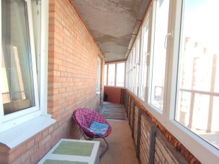 Продается 2 комнатная квартира отличный ремонт пластиковые окна с мебелью фото 13 Омск