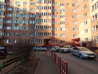 Продается 2 комнатная квартира отличный ремонт пластиковые окна с мебелью фото 16 Омск