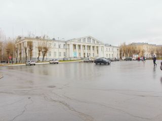 Сдается площадь под торговлю с коммуникациями на первой линии фото 3 Екатеринбург