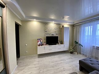 Продам 1 комнатную квартиру шикарный ремонт с мебелью фото 3 Омск