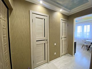 Продам 1 комнатную квартиру шикарный ремонт с мебелью фото 12 Омск