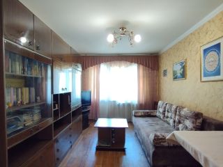 Продаю двухкомнатную квартиру косметический ремонт фото 3 Омск