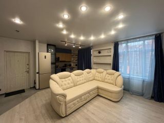 Продается 2 комн. квартира документы на руках с мебелью фото 3 Посёлок городского типа Сабурово