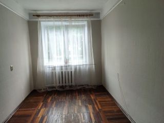 Продаю трешку косметический ремонт фото Тосно