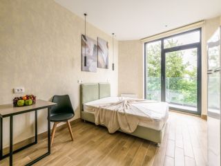 Продаю студию с индивидуальным отоплением отличный ремонт панорамные окна имеется охрана фото Москва