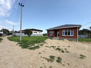 Продаю кирпичный дом черновая отделка с коммуникациями фото 4 Армавир