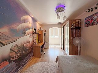 Продаю 3 комнатную квартиру ремонт по авторскому проекту с мебелью фото 5 Армавир