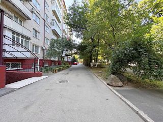 Продаю 3 комнатную квартиру ремонт по авторскому проекту с мебелью фото 12 Армавир