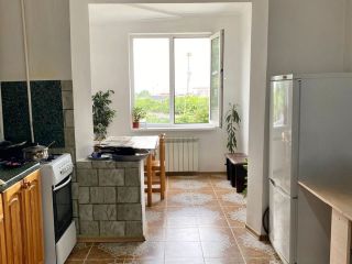 Продам трехкомнатную квартиру в центре города с мебелью фото 9 Нальчик