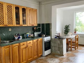 Продам трехкомнатную квартиру в центре города с мебелью фото 10 Нальчик