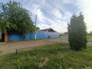 Продаю помещение свободного назначения с коммуникациями фото Выселки