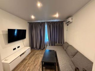 Продаю однокомнатную квартиру взрослый собственник с мебелью фото Таганрог