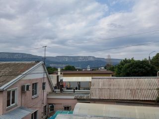 Продается 3 комн. квартира с индивидуальным отоплением косметический ремонт с коммуникациями фото 13 Кисловодск