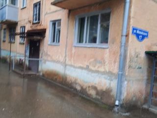 Продам трехкомнатную квартиру нуждается в капитальном ремонте взрослые собственники фото 2 Красноярск