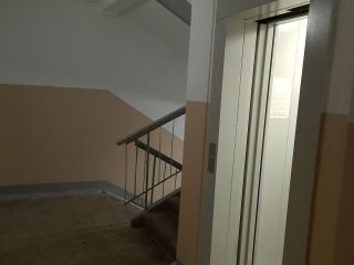 Продам 4 комнатную квартиру косметический ремонт новая сантехника установлены натяжные потолки фото 5 Красноярск