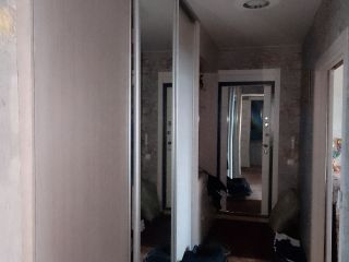 Продам 4 комнатную квартиру косметический ремонт новая сантехника установлены натяжные потолки фото 8 Красноярск