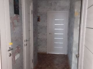 Продам 4 комнатную квартиру косметический ремонт новая сантехника установлены натяжные потолки фото 10 Красноярск