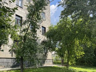 Продается трехкомнатная квартира косметический ремонт капитальный взрослый собственник фото Новосибирск