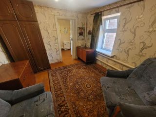 Продаю 1 комнатную квартиру с коммуникациями установлены пластиковые окна фото 2 Таганрог