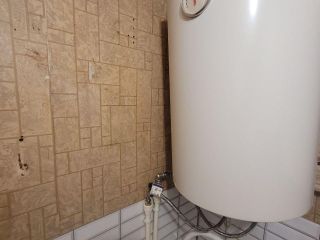 Продаю 1 комнатную квартиру с коммуникациями установлены пластиковые окна фото 3 Таганрог