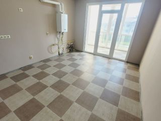 Продается 2 комн. квартира установлены натяжные потолки фото Таганрог