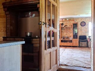 Продается деревянный дом ремонт по западным стандартам с мебелью есть документы фото 2 Остров