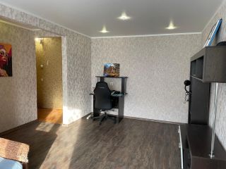 Продаю двухкомнатную квартиру требуется косметический ремонт документы в полном порядке фото 2 Бердск