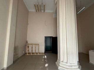 Сдам торговую площадь с коммуникациями на первой линии фото 5 Екатеринбург