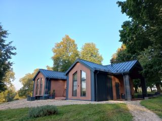 Продаю кирпичный коттедж ремонт по авторскому проекту своя скважина фото Лопатино