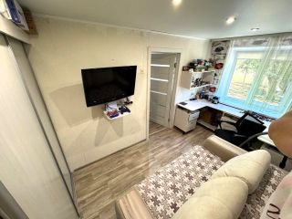 Продаю двушку отличный ремонт возможен торг с мебелью фото 2 Магнитогорск