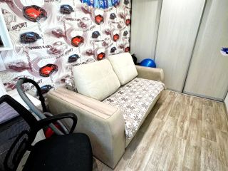 Продаю двушку отличный ремонт возможен торг с мебелью фото 11 Магнитогорск