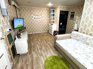 Продаю двушку отличный ремонт возможен торг с мебелью фото 15 Магнитогорск