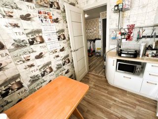 Продаю двушку отличный ремонт возможен торг с мебелью фото 25 Магнитогорск