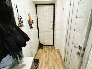 Продаю двушку отличный ремонт возможен торг с мебелью фото 27 Магнитогорск