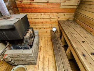 Продам деревянный дом косметический ремонт с коммуникациями есть баня фото 3 Томск