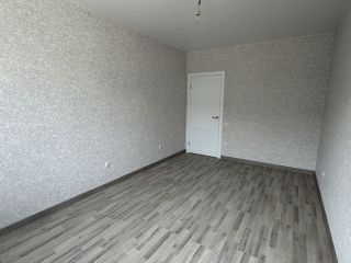 Продаю двухкомнатную квартиру с индивидуальным отоплением евроремонт фото Батайск