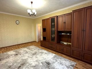 Продам трехкомнатную квартиру косметический ремонт ухоженный подъезд с мебелью фото Ростов-на-Дону
